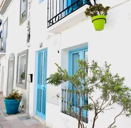 With Roof Terrace In The Historic Center * Estepona