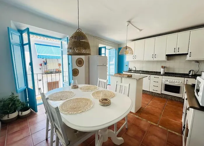 Lejlighed With Roof Terrace In The Historic Center Estepona