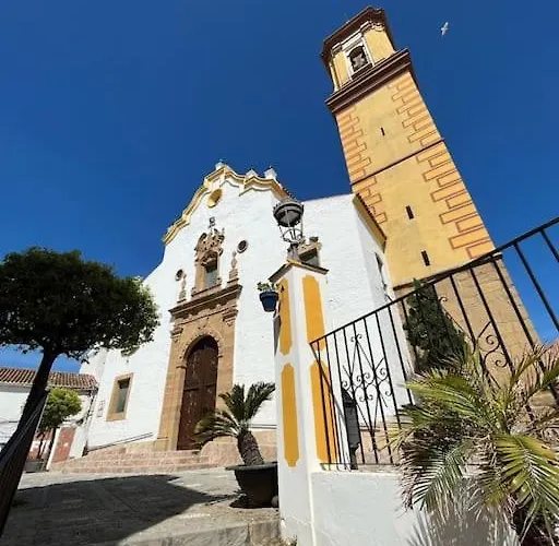 With Roof Terrace In The Historic Center * Estepona