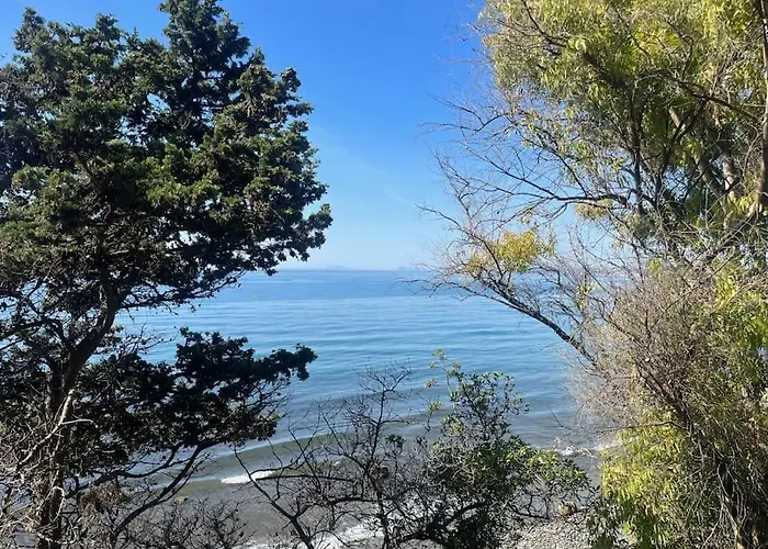 With Roof Terrace In The Historic Center Estepona
